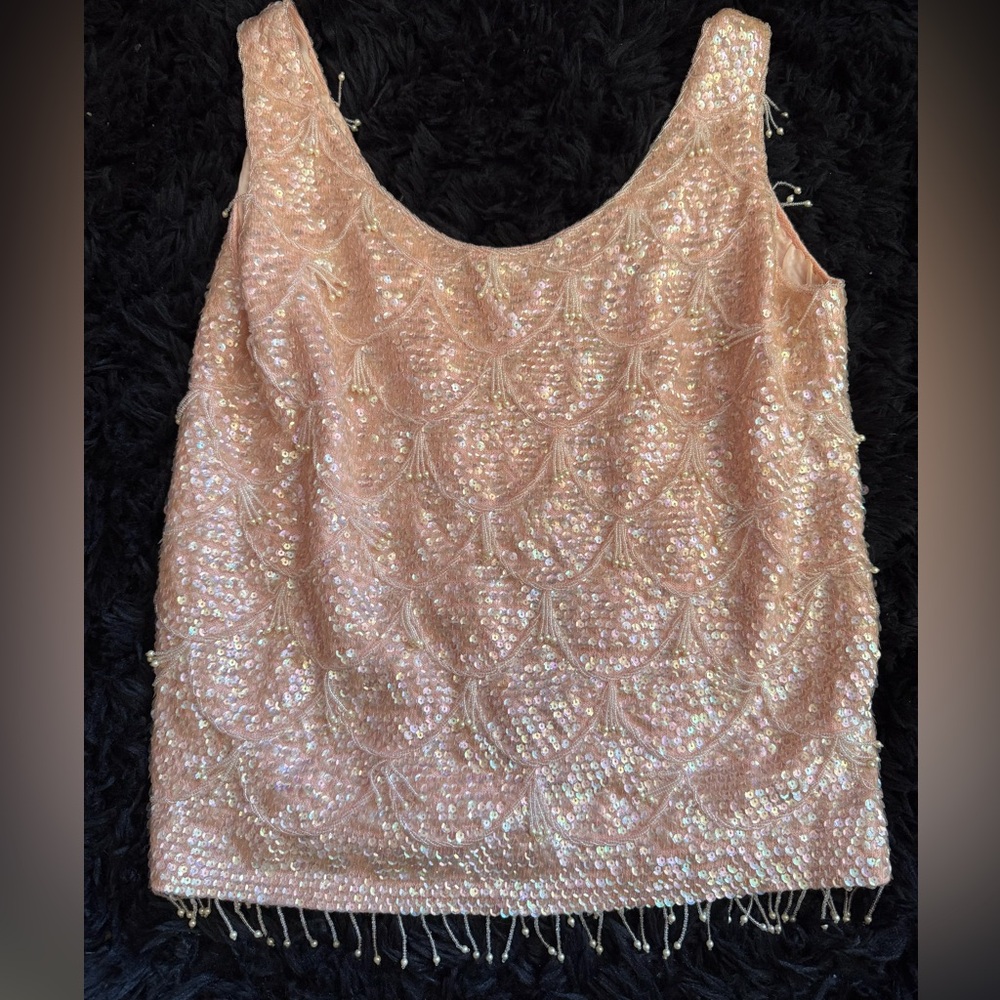 Vintage 100 percent wool amazing Beaded Pink Sequin Scoop Neck Women’s Tank Top